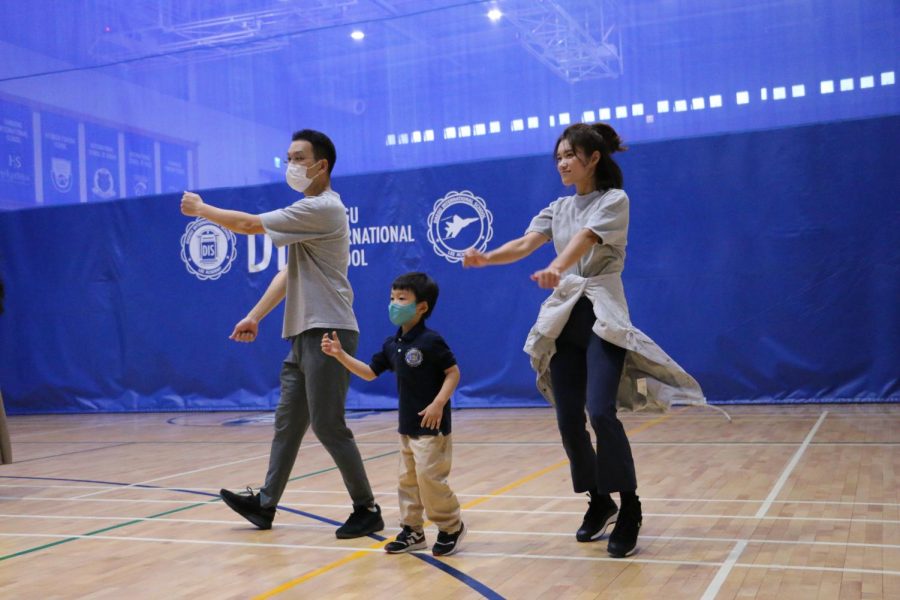 Masons family is immersed in the charms of Zumba. Photo by Raina Lee.