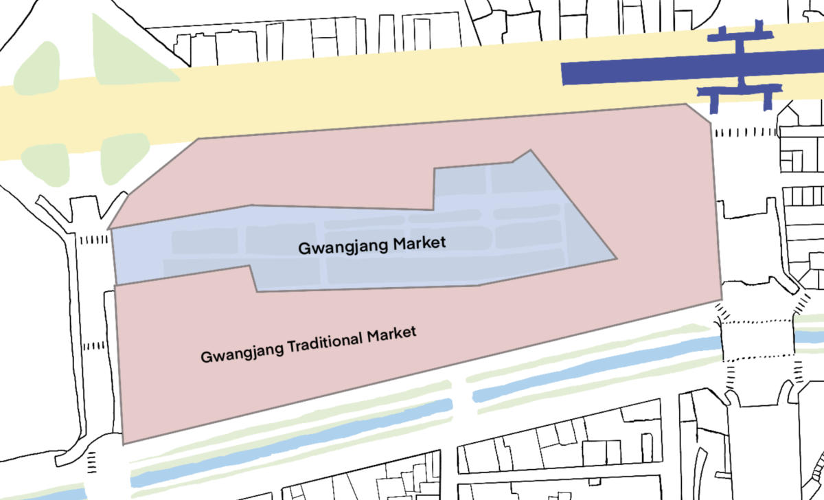 Gwangjang market consists of two major types of businesses: market merchants, who own permanent shops selling specialized goods, and street vendors, who sell traditional snacks and treats in the heart of the market. The recent controversy brought the two sides into bitter conflict over accountability.
