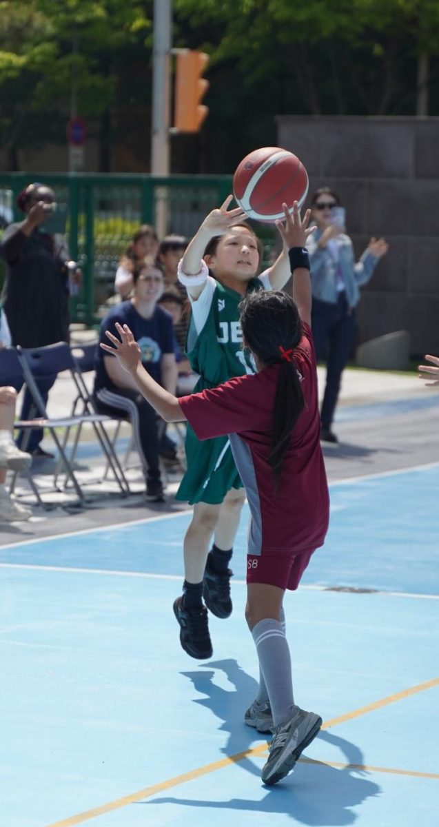 photo 1 g3 Amber Kim Ana